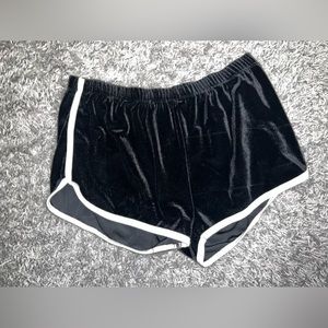 bozzolo small (fits m) velvet black shorts 🖤